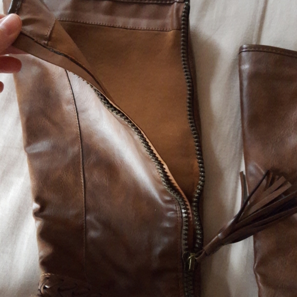 Madden Girl women's knee high boots, Size 8.5 - Picture 4 of 5